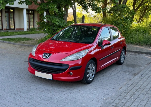 Peugeot 207 cena 10800 przebieg: 185300, rok produkcji 2007 z Gdańsk małe 106